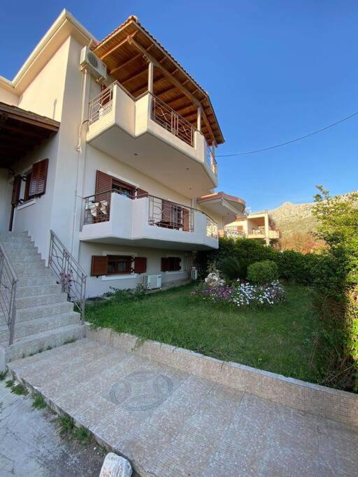 Helen'S House Apartment Palairos Exterior photo